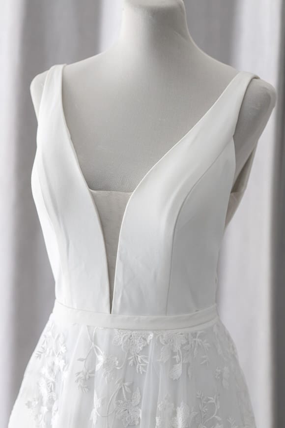 Ivory & White Bridal plunging neckline a-line lace wedding dress