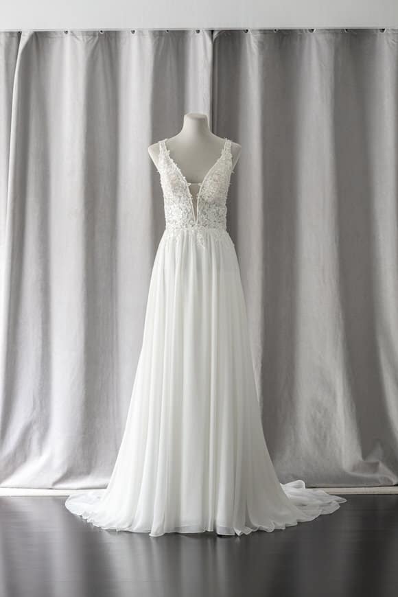 Ivory & White Bridal plunging neckline lace chiffon wedding dress