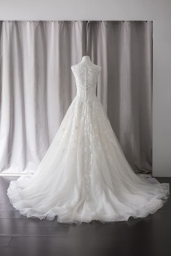 rtw illusion back lace wedding gown