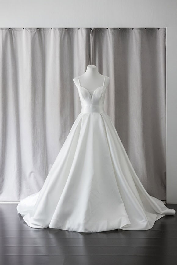 minimalist a-line rtw wedding gown manila