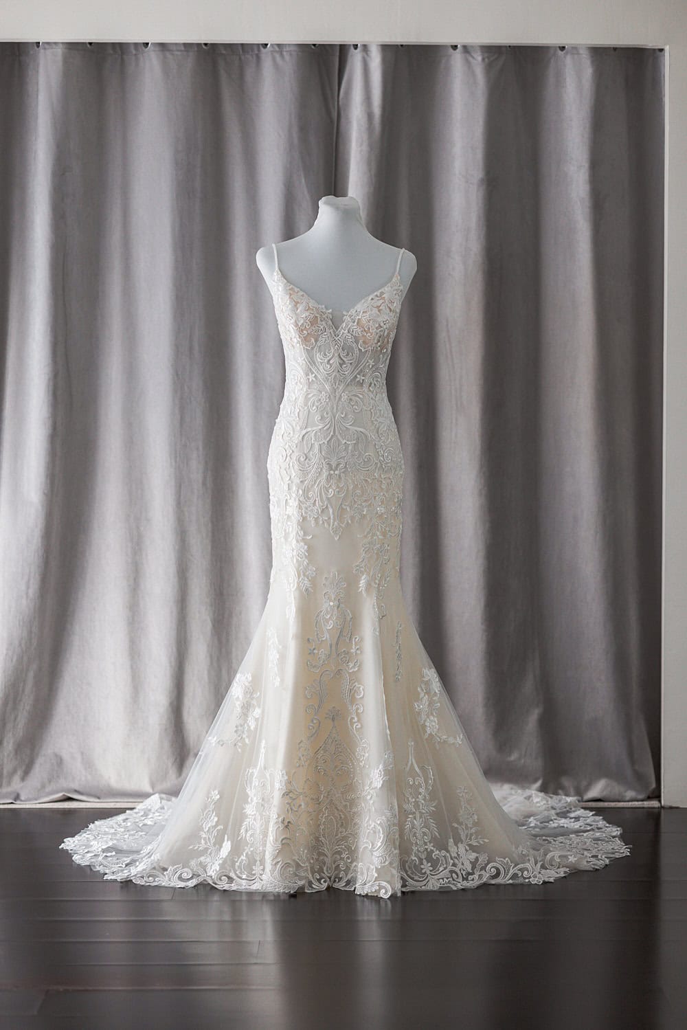 spaghetti straps lace mermaid rtw wedding gown manila