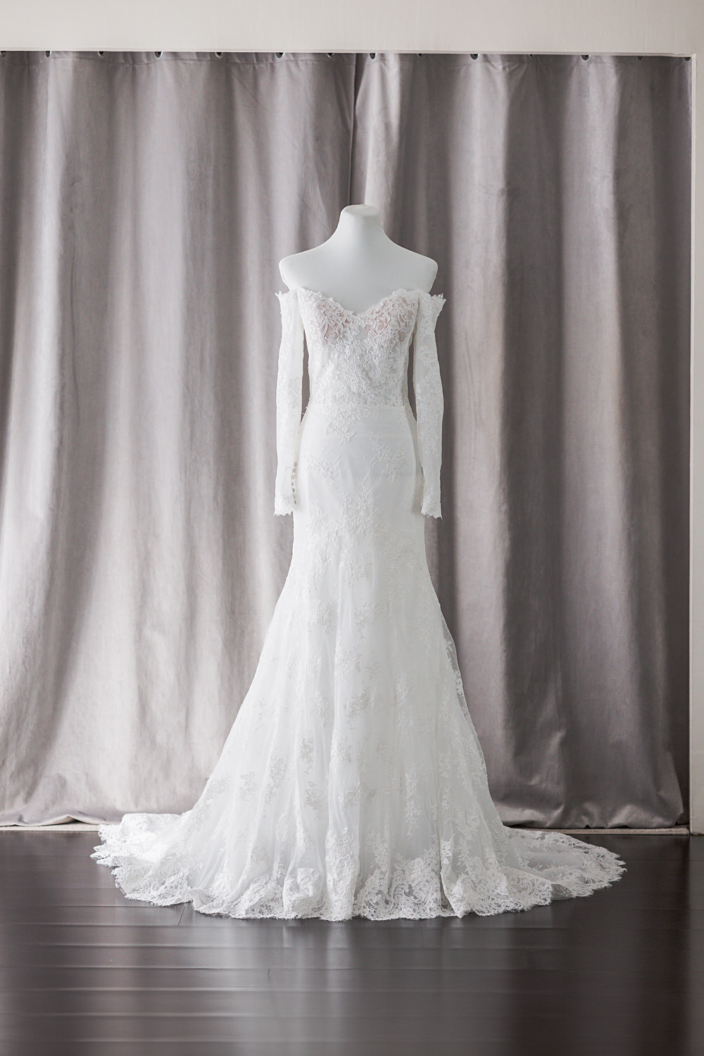 White Western Designer Bridal Gown at Rs 12000 in Mumbai | ID: 15241999791-hoanganhbinhduong.edu.vn