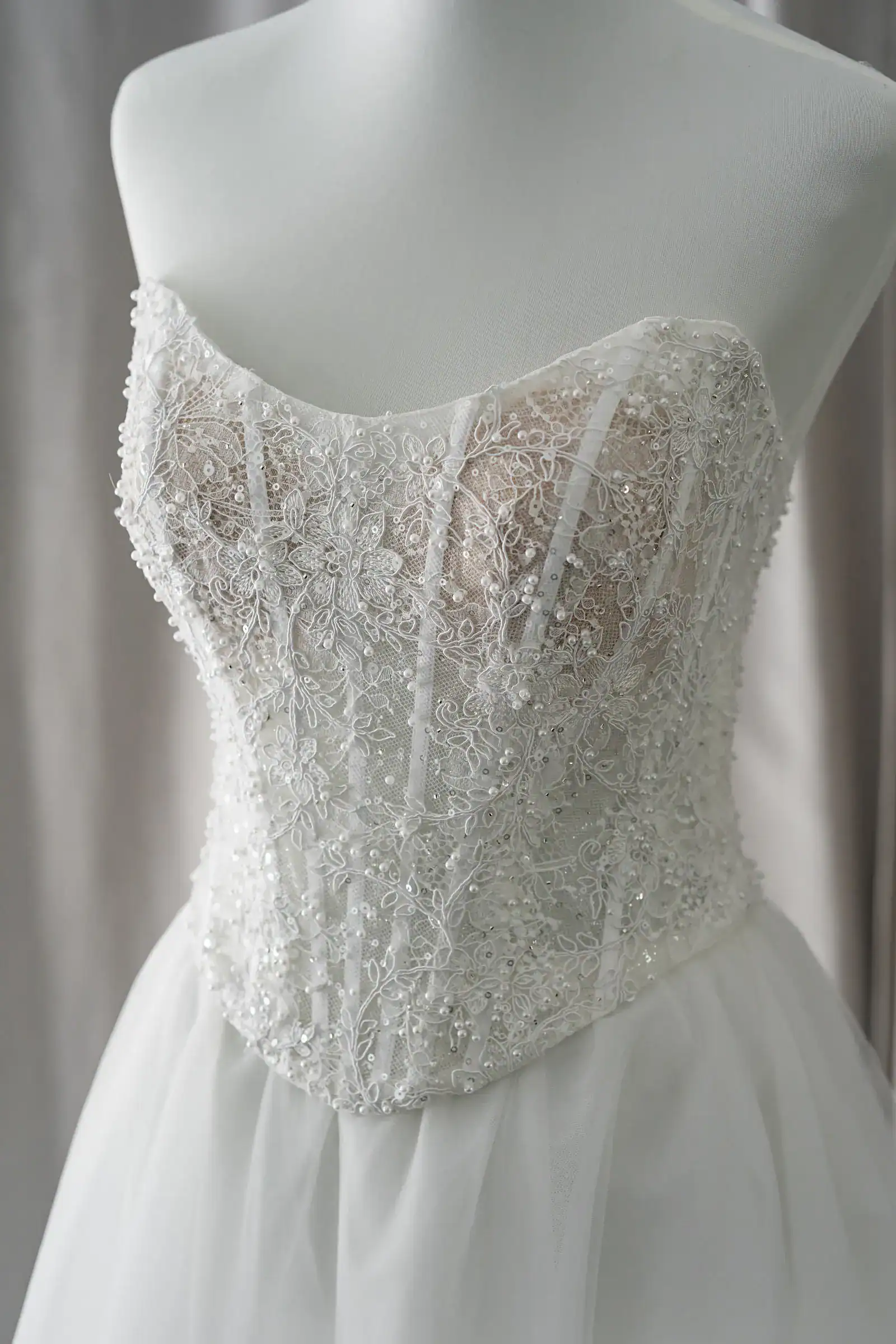 plung neckline lace ballgown rtw wedding gown manila