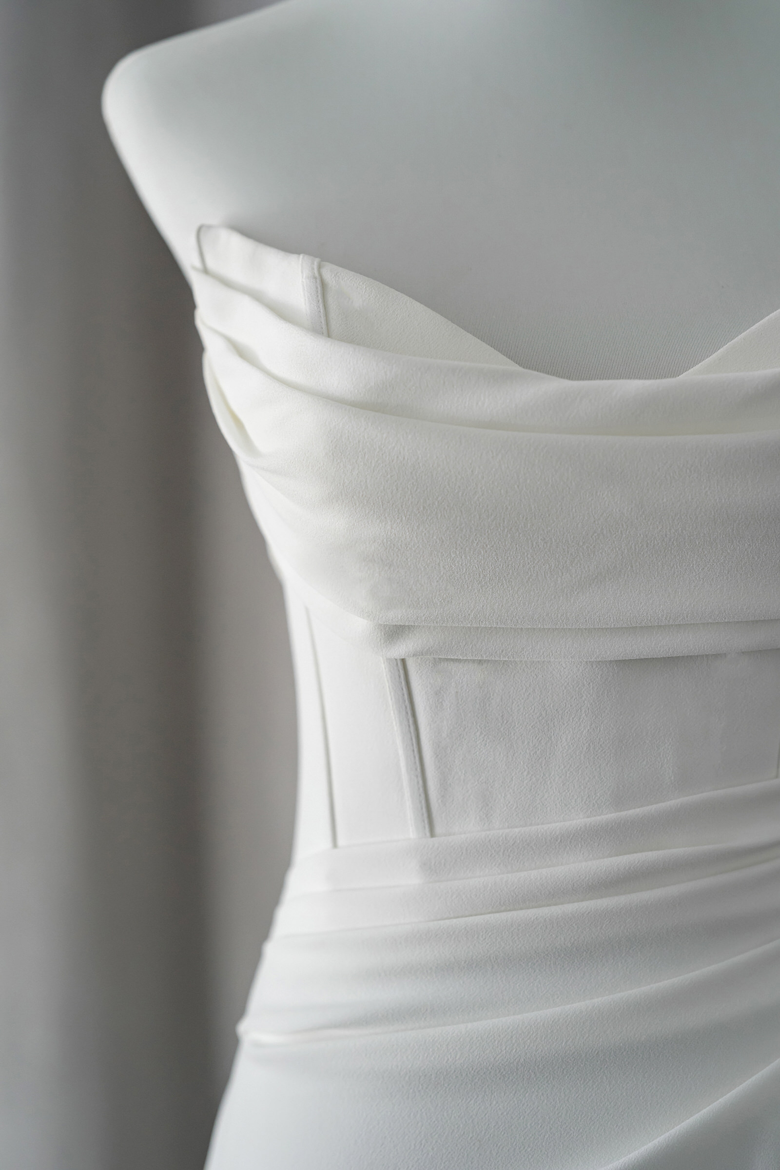 plung neckline lace ballgown rtw wedding gown manila