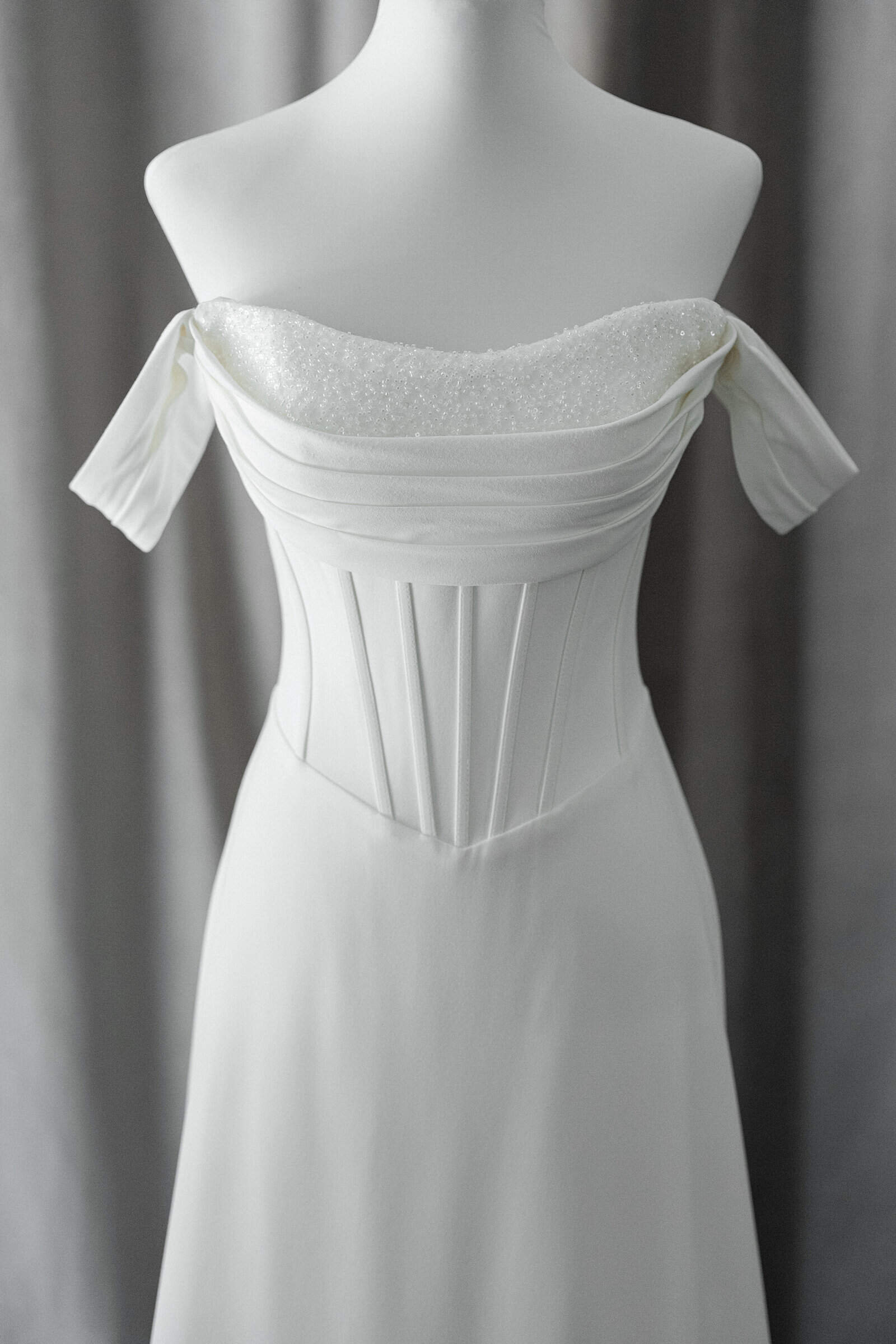 plung neckline lace ballgown rtw wedding gown manila